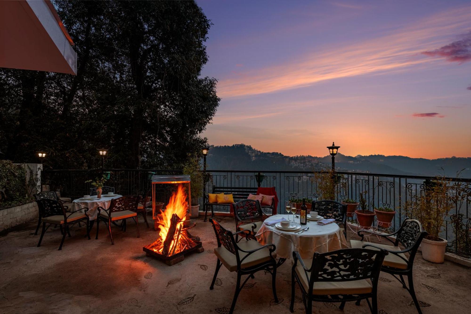 Alaya Stays Meridian Oak, Shimla Exterior photo